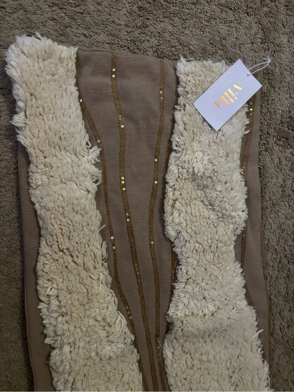 Villa nwt pillowcase